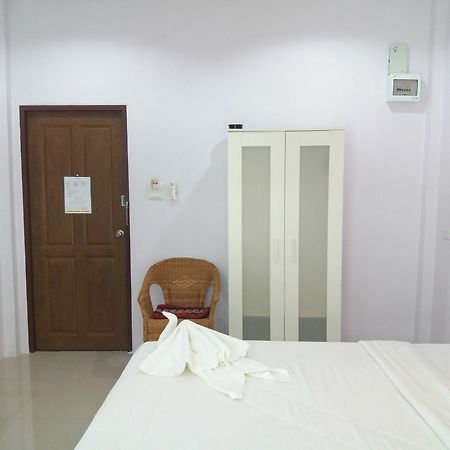 Samsiri Resort Korat Накхонратчасіма Екстер'єр фото